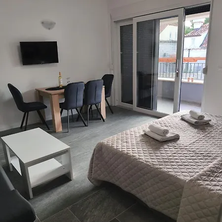 Tourist Port Appartement *