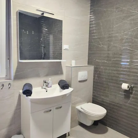 Tourist Port Appartement *